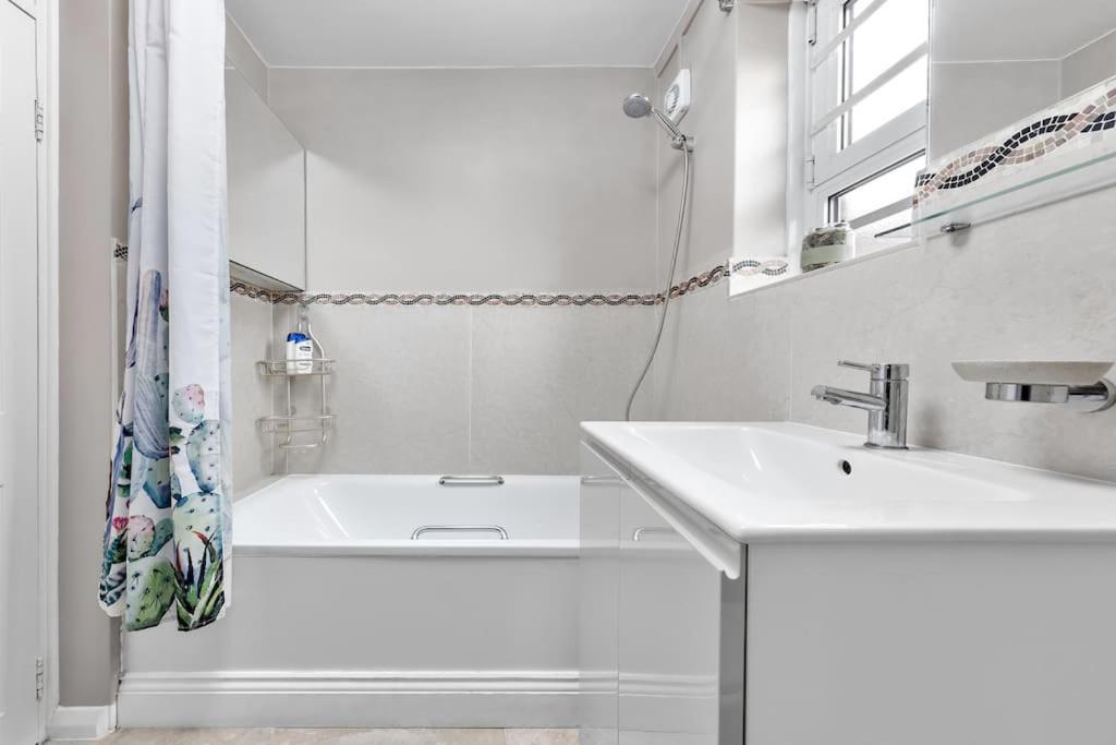Appartamento Modern Spacious 1 Bedroom Flat In Hampstead *