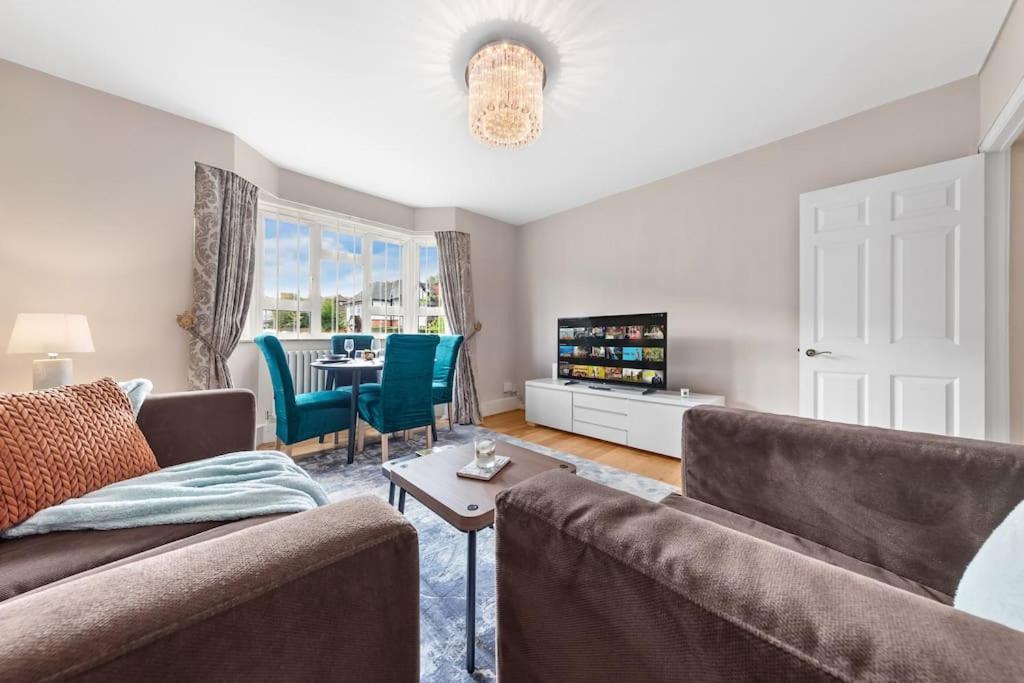 Modern Spacious 1 Bedroom Flat In Hampstead Appartamento